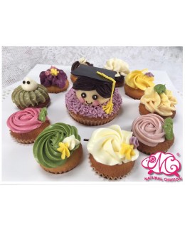 畢業男生1大10小Cupcake